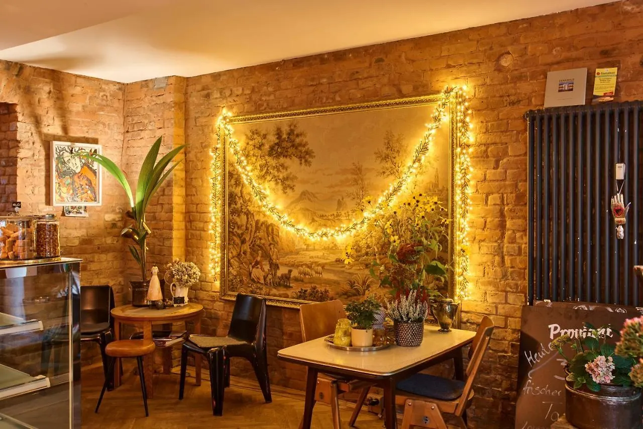 Ferienwohnung Beautiful And Cozy Remise For Up To 6 Guests Berlin