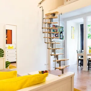Apartment Spacious Loft Style In Willmersdorf, Berlin